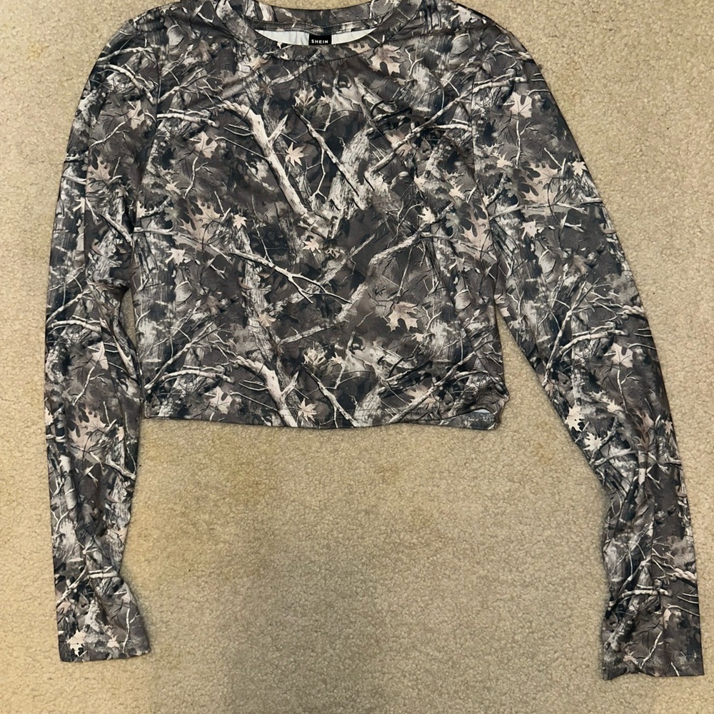 SHEIN Forest Pattern Long Sleeve Top